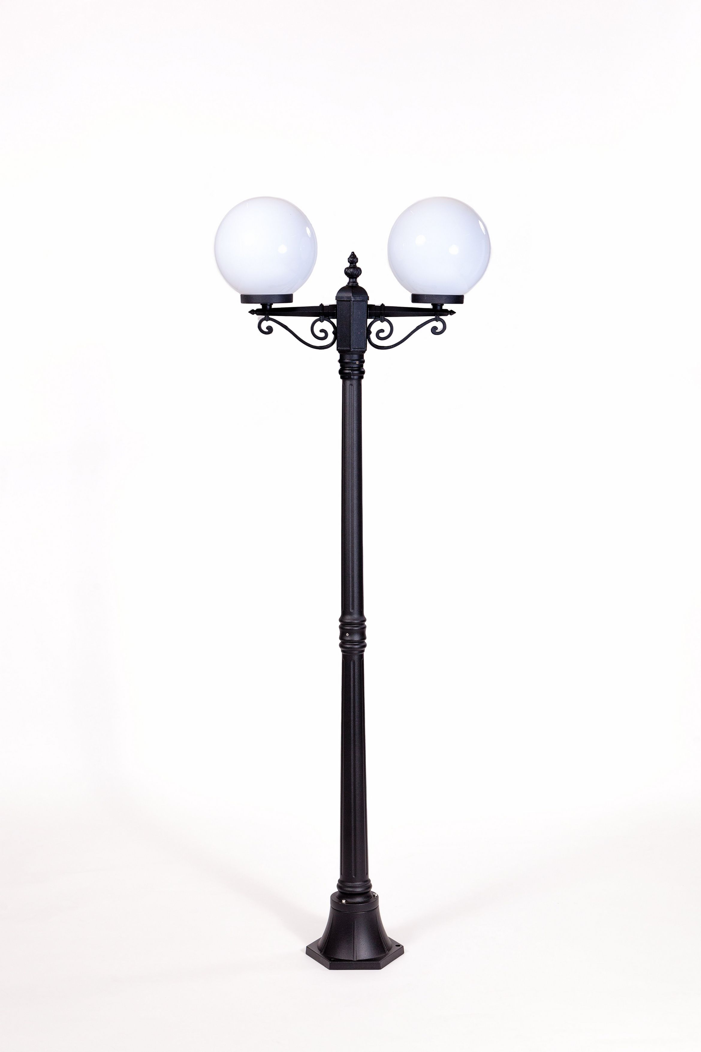 Уличный наземный светильник Oasis Light GLOBO 88208S А Bl
