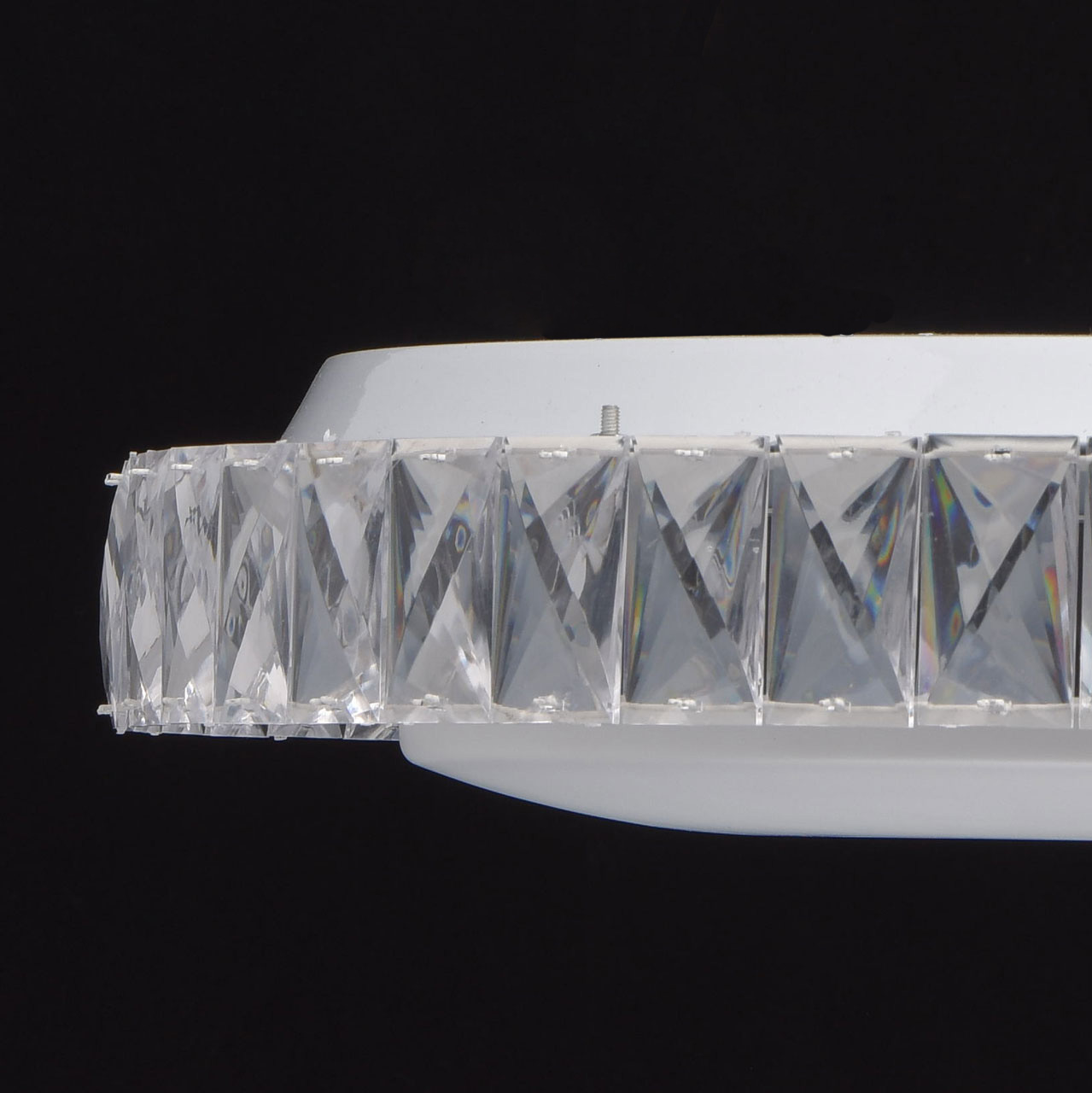 Потолочный светодиодный светильник с пультом ДУ MW-Light Фризанте 3 687010701