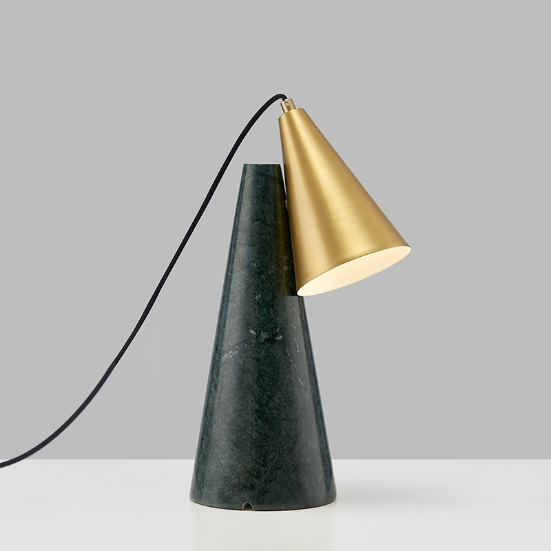 Настольная лампа Loft Industry Modern - Triangle Brass Table