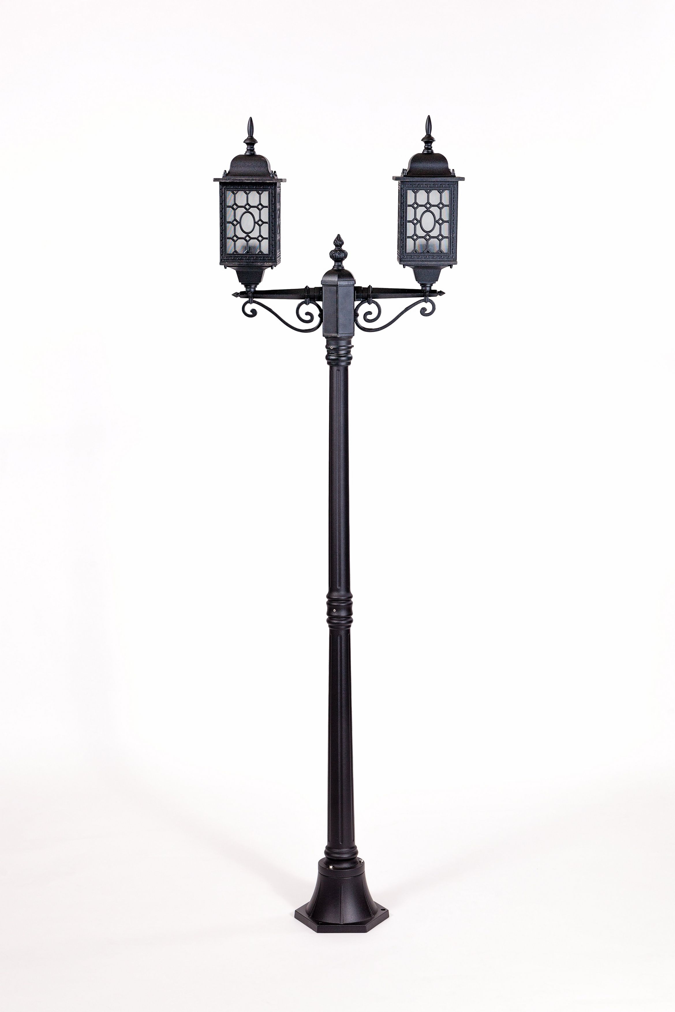 Уличный наземный светильник Oasis Light LONDON 64808S A BL