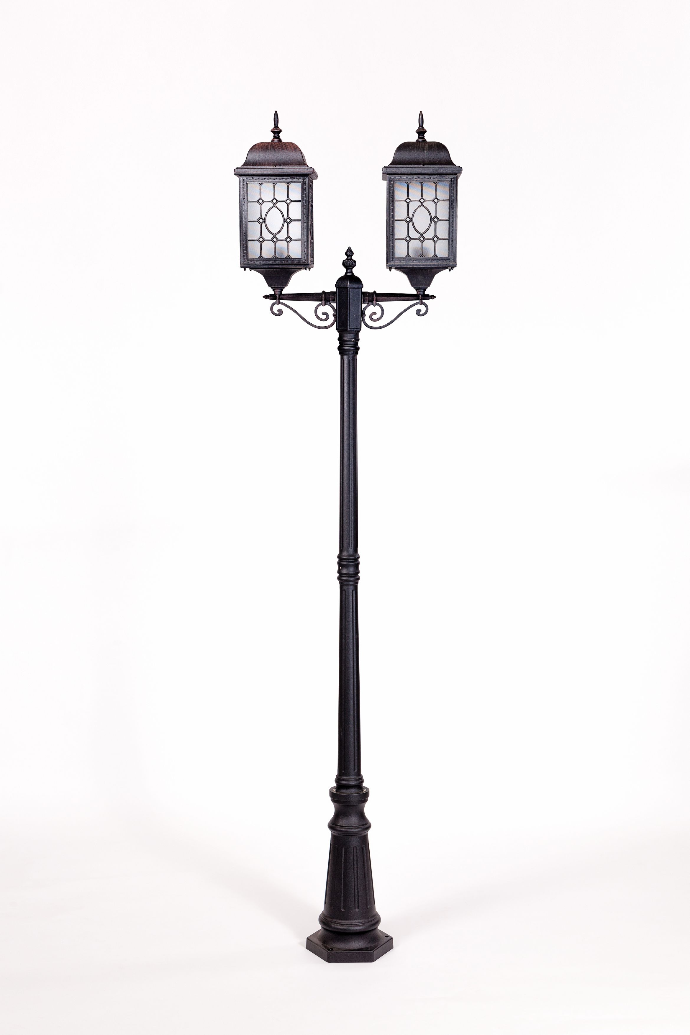 Уличный наземный светильник Oasis Light LONDON 64809L A R