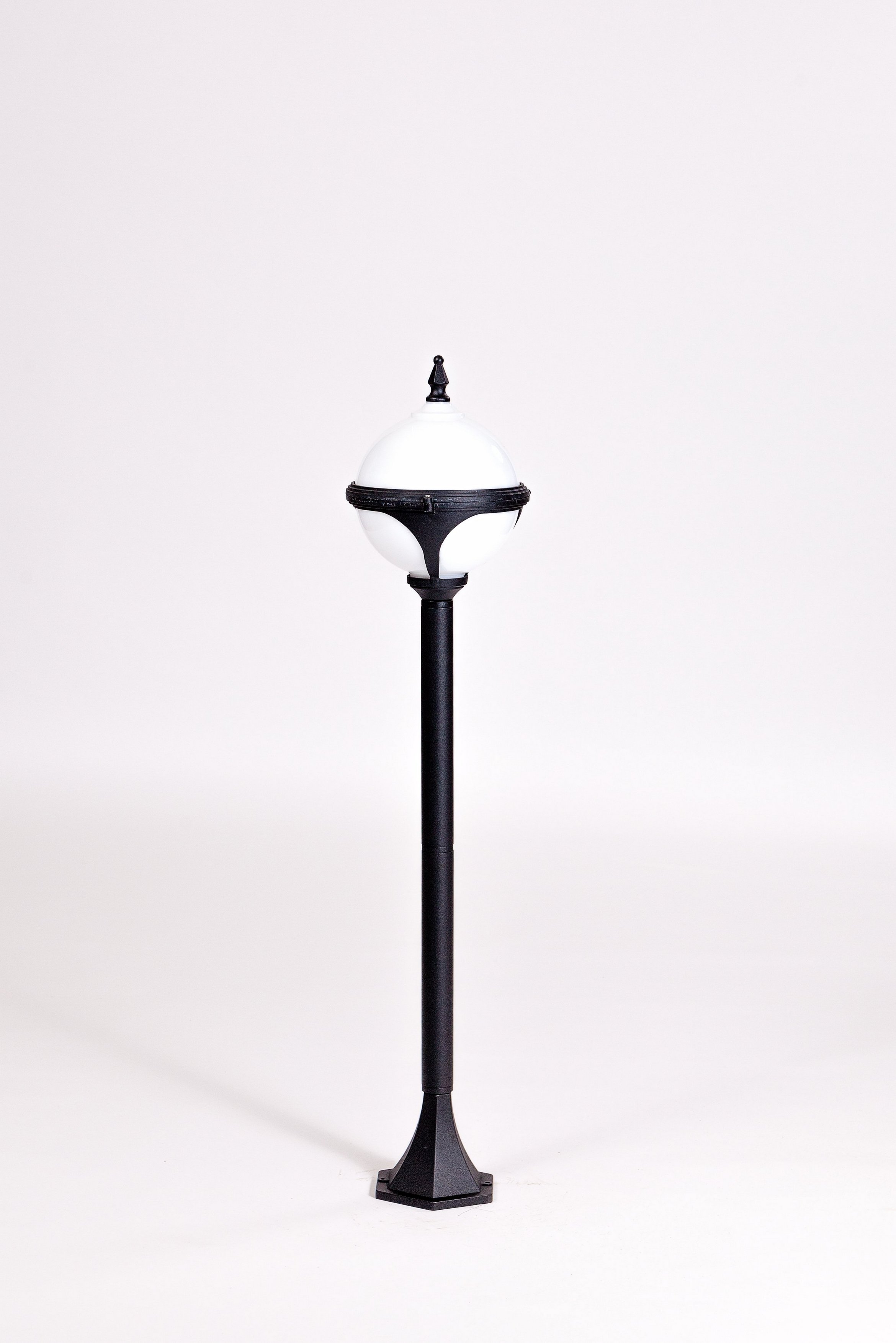 Уличный наземный светильник Oasis Light VENA OPAL 88406 opal