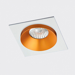 Встраиваемый светильник Italline SP SOLO gold + SP01 white в стиле Современный. Коллекция SOLO. Подходит для интерьера 